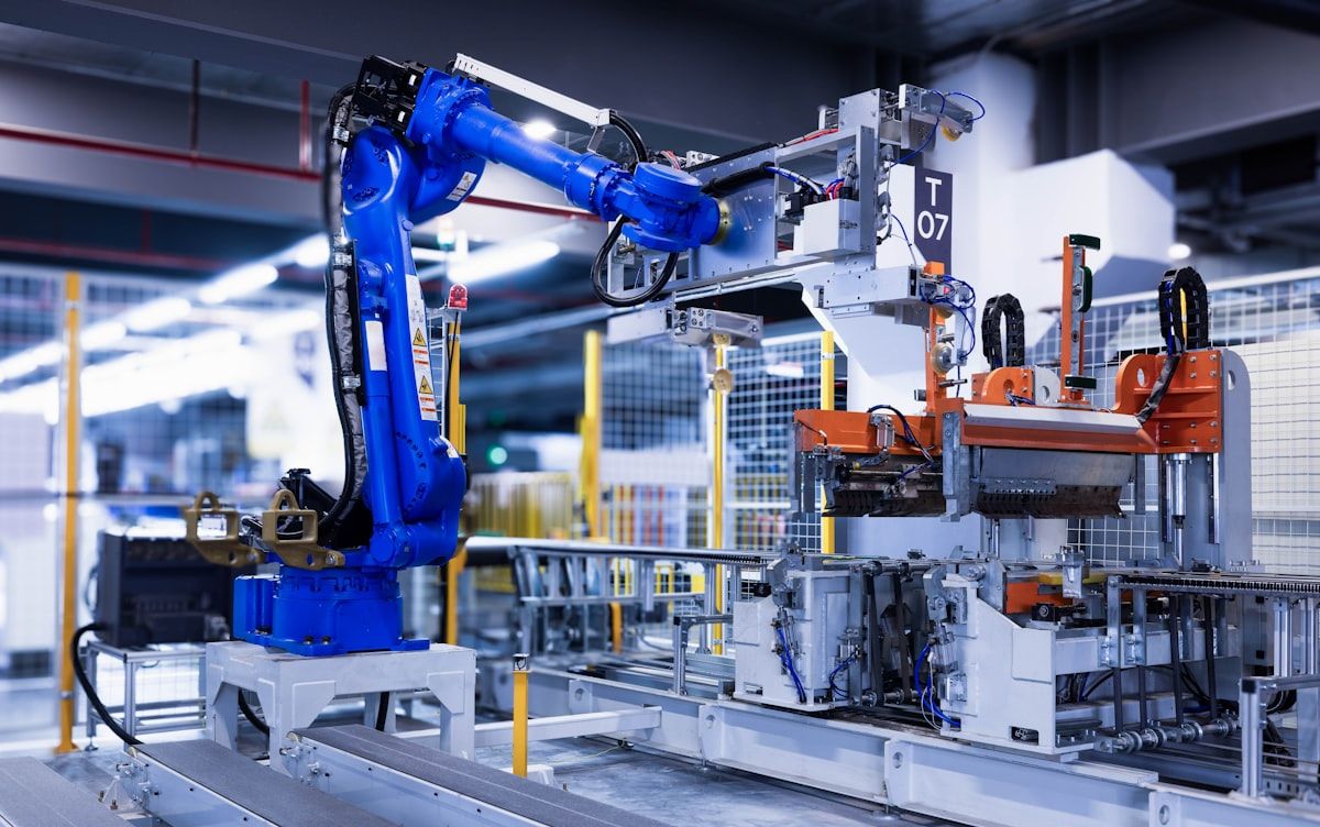 How to Become a Manufacturing Technician